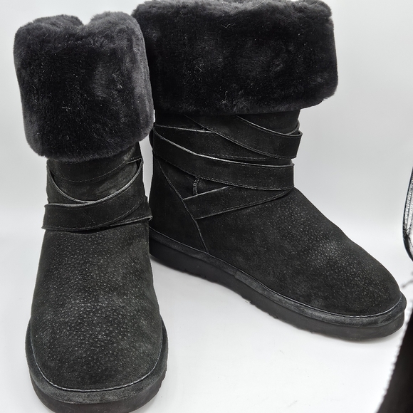 Lamo faux fur lined leather boots size 9 - Picture 11 of 15